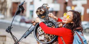 Blending Call Center Agents & AI to Improve CX & Save Money